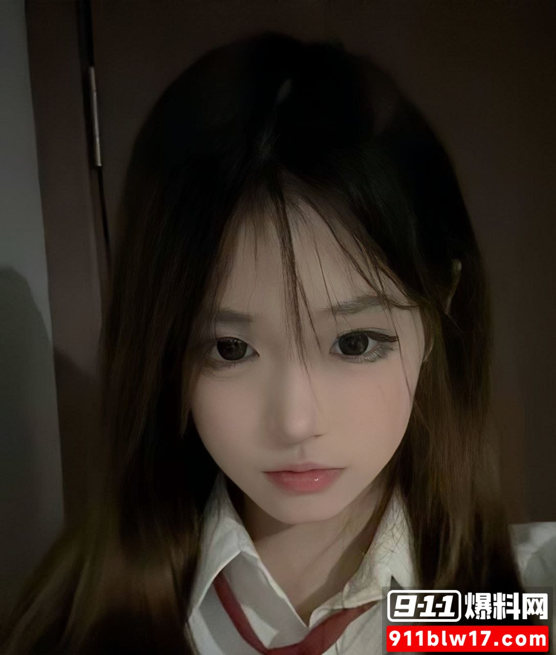 女S1