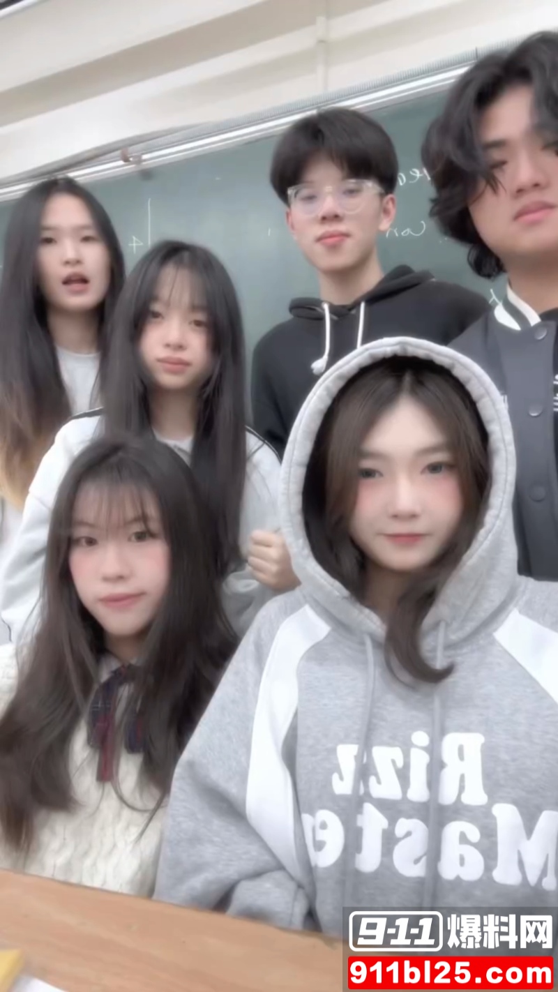 高颜极品身材小网美 2