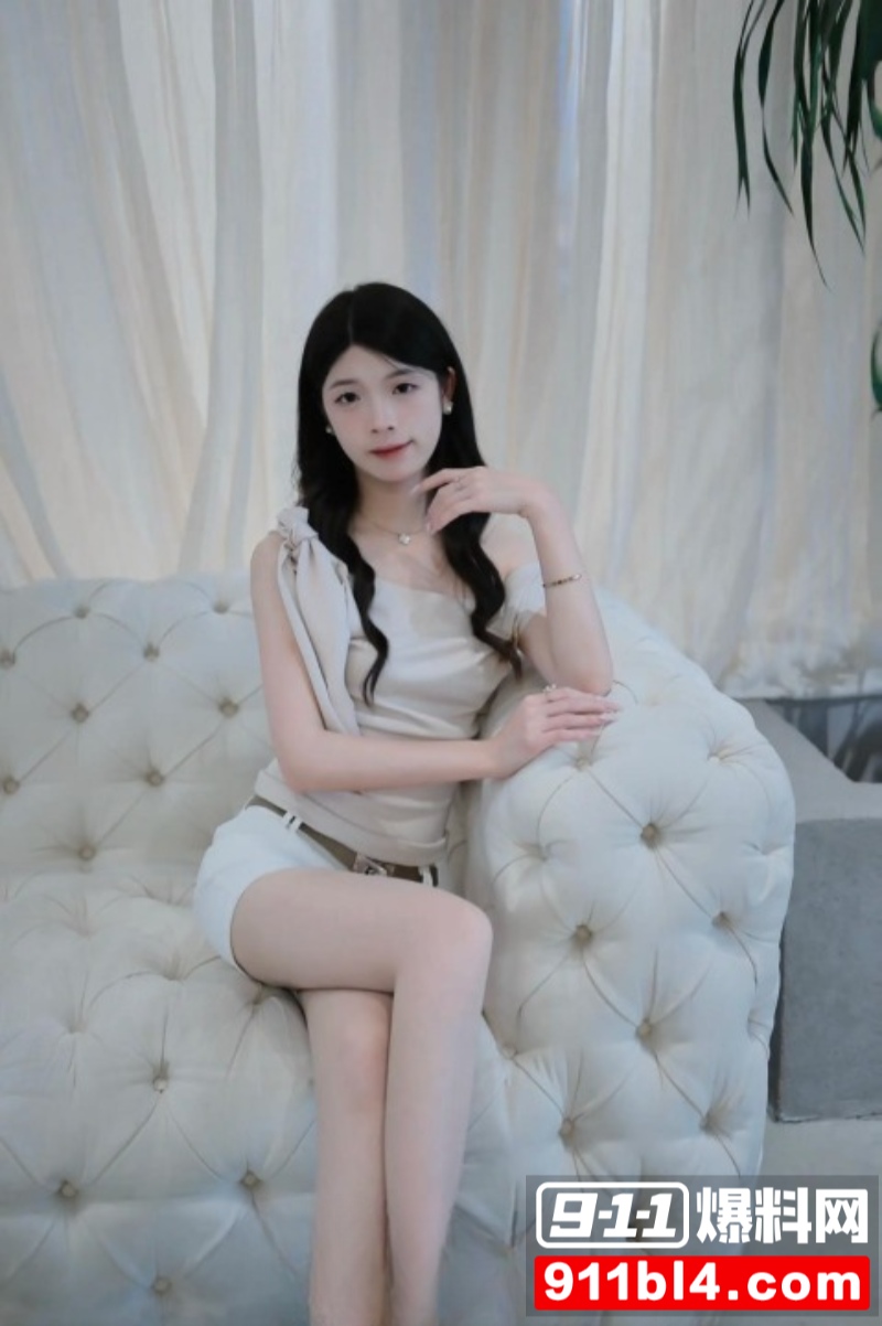 白嫩美乳女友7