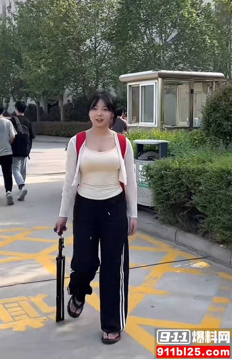 抖音百万微胖女网红 白桃乌龙茶 37