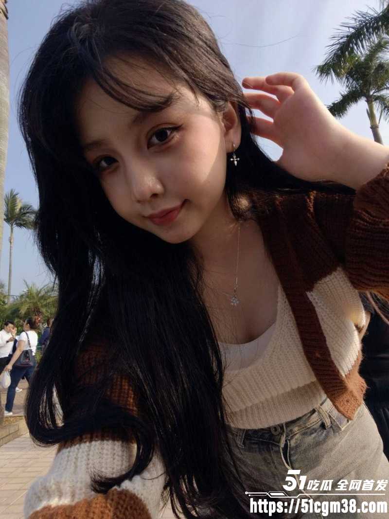 瓜友独家曝光20岁超漂亮前女友口交视频露脸做爱泄密1