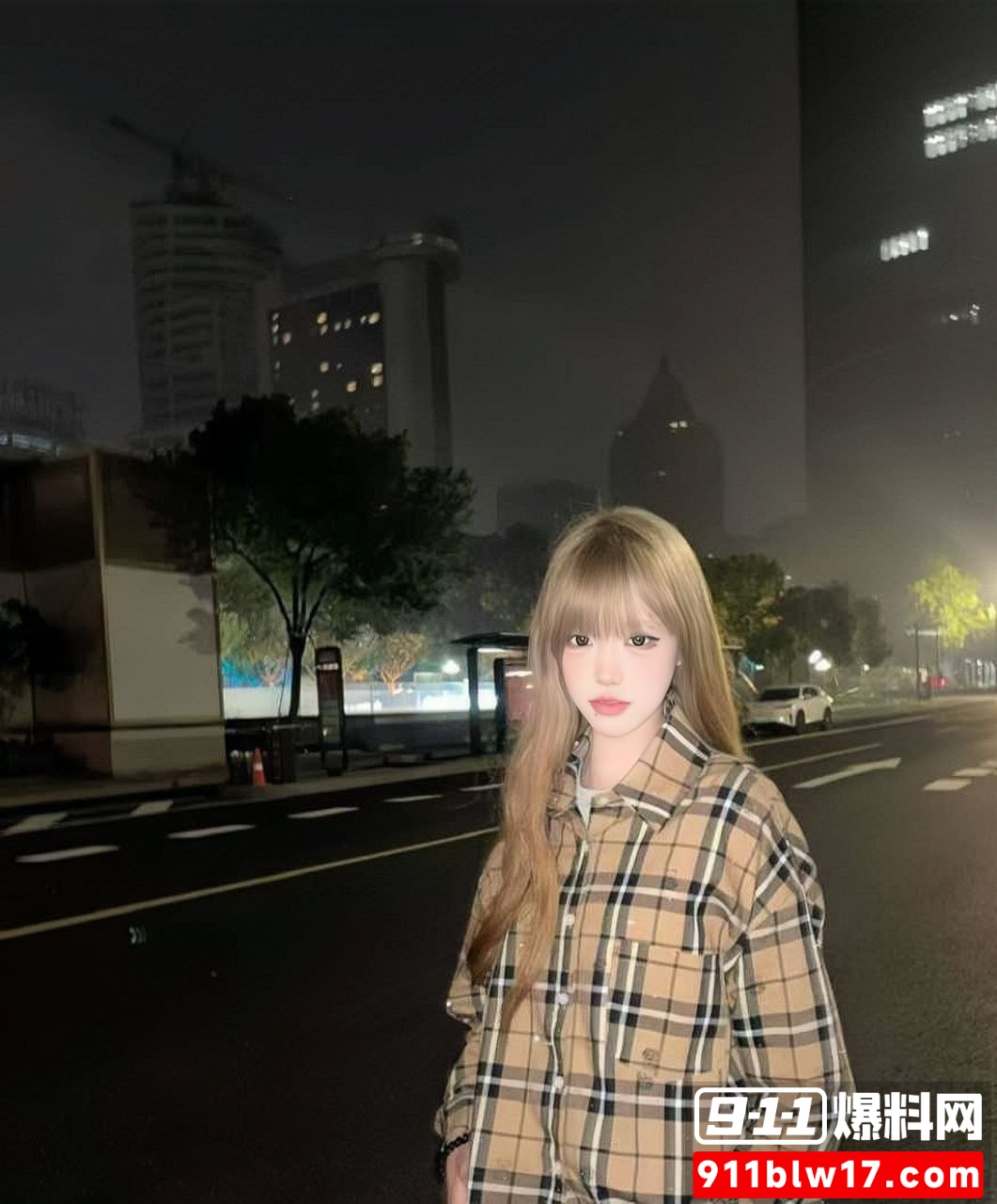 女S5